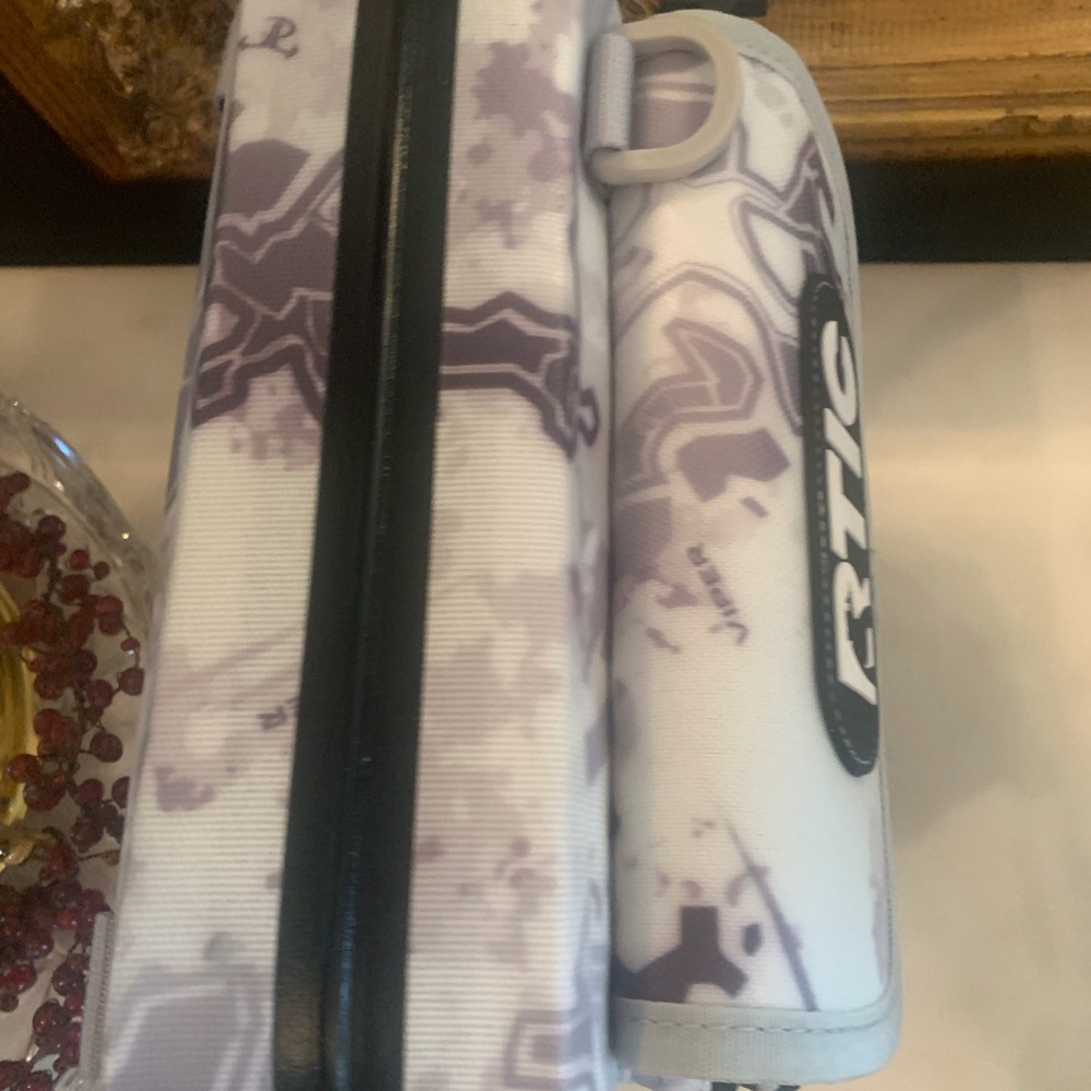 Travel bag